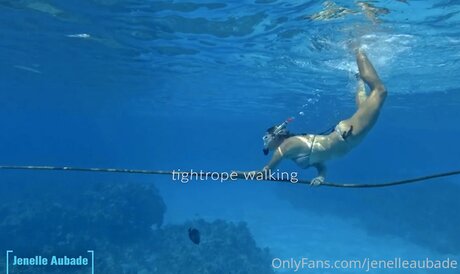 Jenelleaubade ポルノスター 裸 ギャラリー