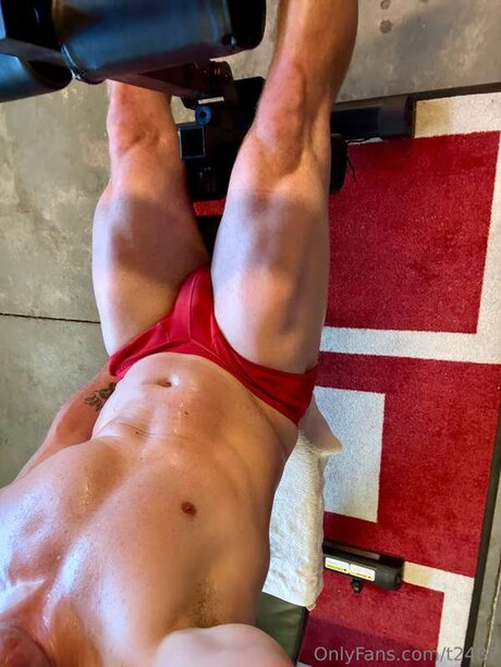 T2487 ヌード女優 ギャラリー