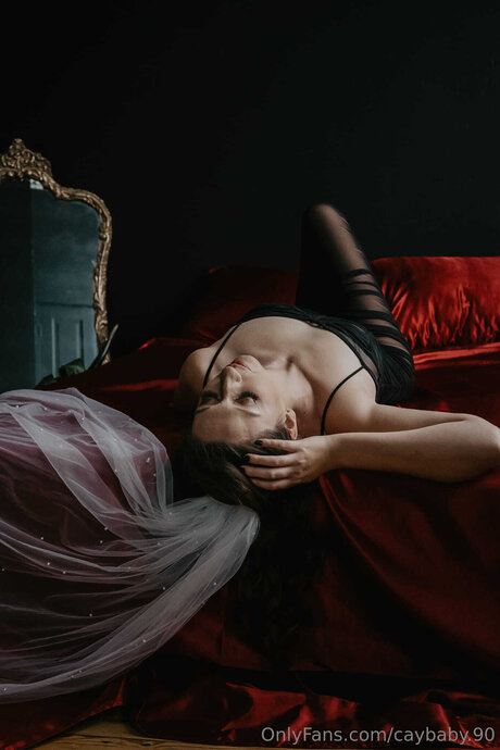 Caybaby 90 ポルノスター 美しい 画像