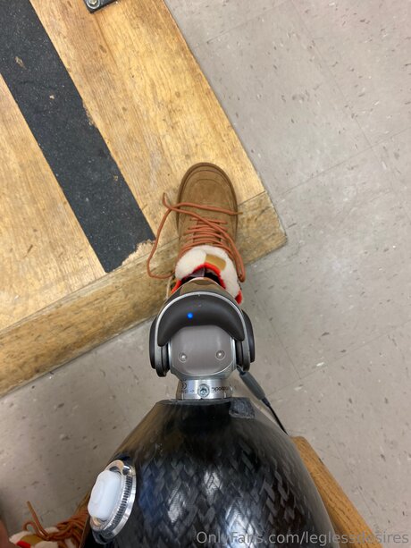 Leglessdesires ポルノスター アート アーカイブ