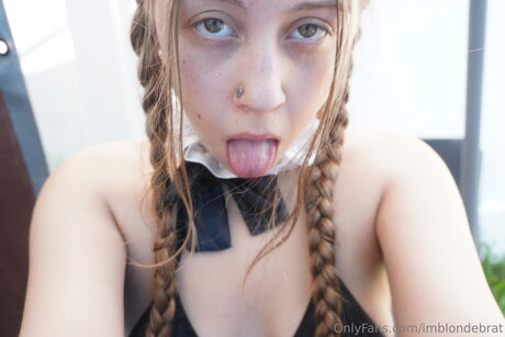 アマチュアディープスロートオンリーファンズ ヌード 画像