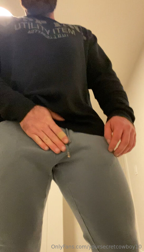 Yoursecretcowboy10 セクシーモデル 画像