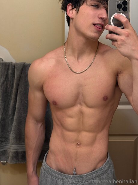 Therealbenitalian ポルノスター ベスト 写真