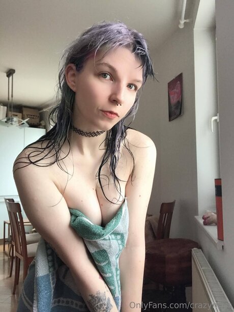 曲線美のxxx オンリーファンズ アートヌード 画像