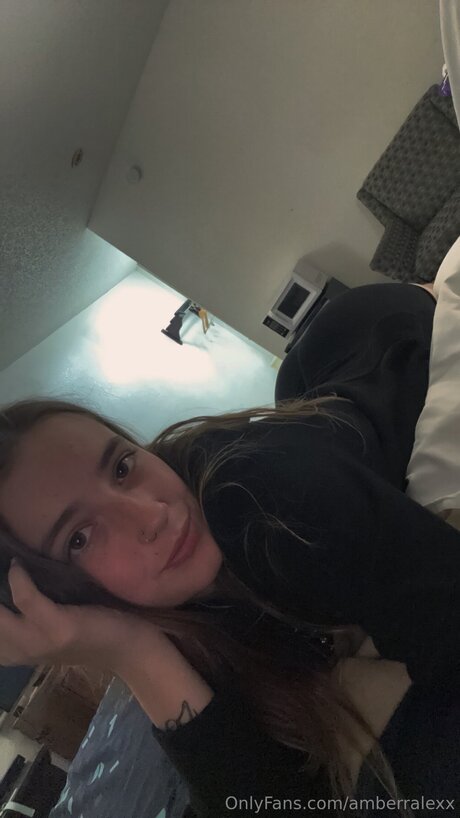 Amberralexx ポルノスター 無料 写真