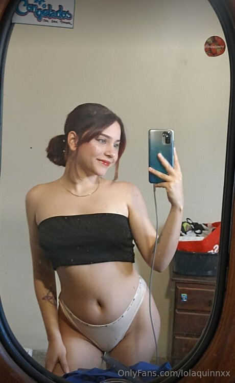 Lolaquinnxx スター ヌード 画像