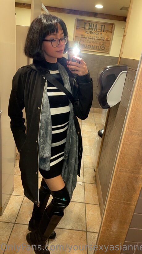 Yoursexyasiannextdoor 高品質女優 写真