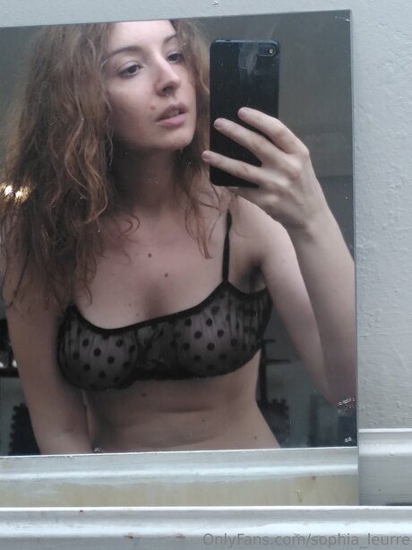 Sophia Leurre ポルノモデル 写真