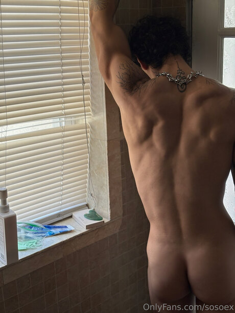 Lyleisiraxxx ヌード女優 アーカイブ