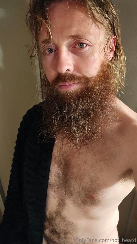 Hot Beard 独占モデル 写真