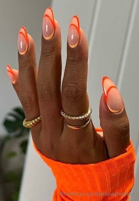 Sheisseptember ポルノスター トップ 写真