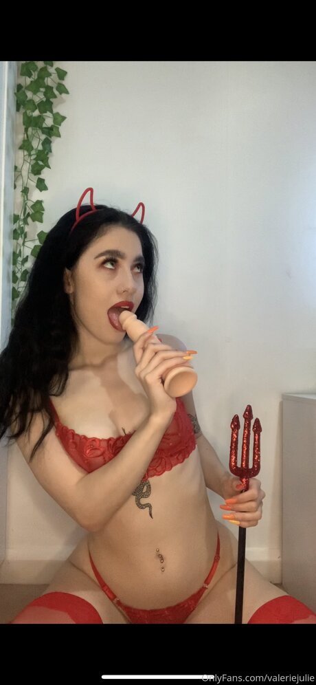 Valeriejulie 高品質のスター 画像