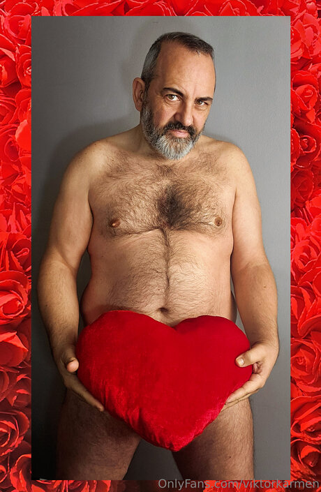 Viktorkarmen 裸モデル 写真