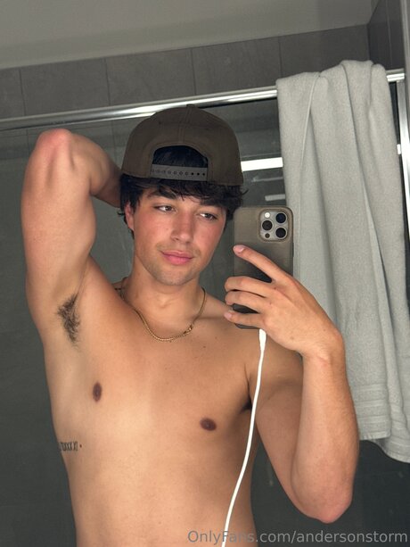 ヌード妻オンリーファンズ HD 写真