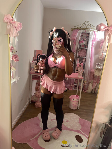 Buffholic 無料モデル 写真