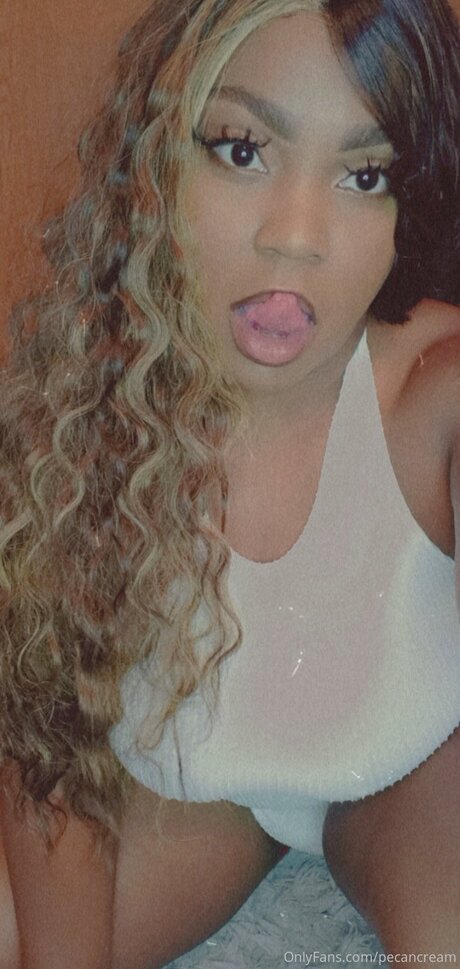 黒髪の熟女オンリーファンズ ホットポルノ 写真