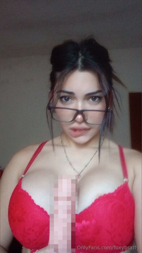 妊娠中のオンリーファンズ セクシーヌード 写真