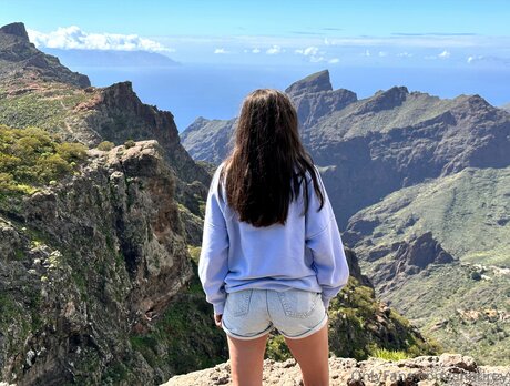 黒檀BDSMオンリーファンズ セクシー裸 写真