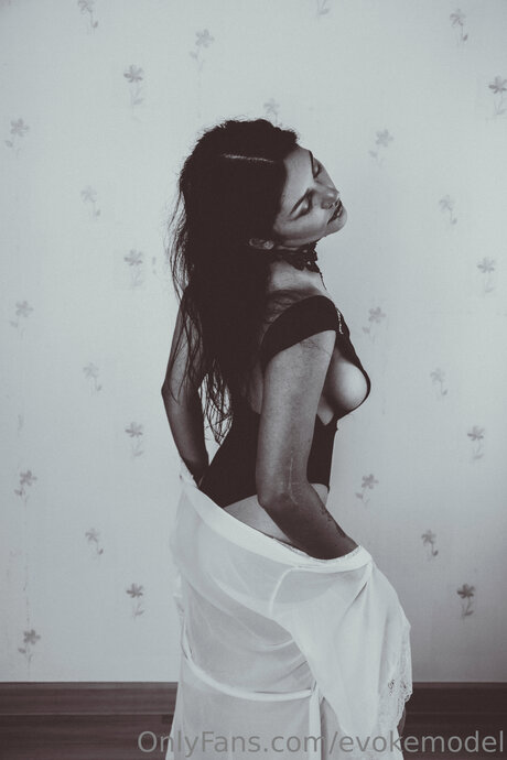 切断者オンリーファンズ アダルト無料 写真