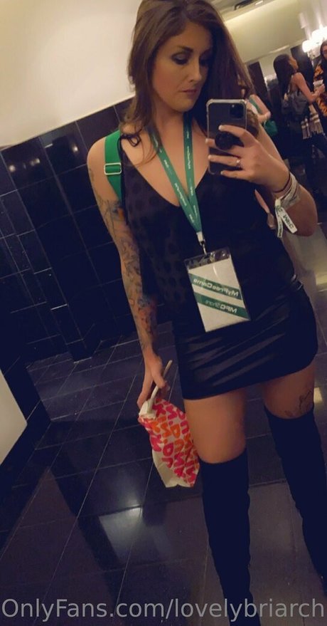 いちごミルクオンリーファンズ ホットセックス 画像