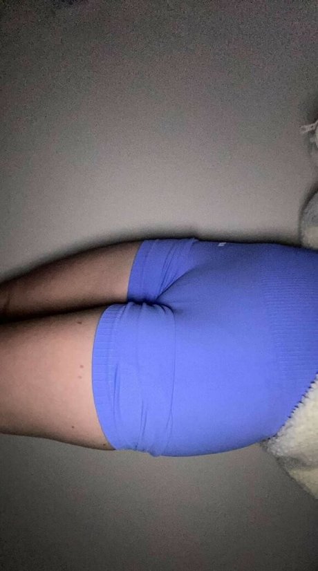 Mira Szalma 無料女優 写真