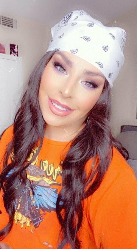 chanelsantini エロティック女優 写真