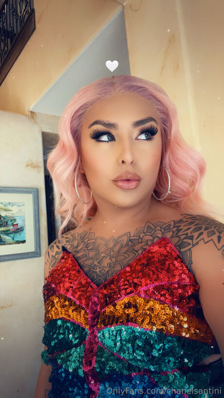 いちごミルクオンリーファンズ えろ 写真