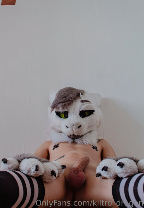 パイズリ オンリーファンズ セックス 画像