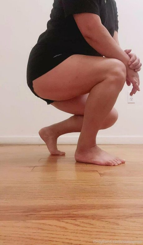 sunnymei ポルノスター 裸 写真