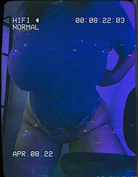 ティーンランジェリーオンリーファンズ えろ ギャラリー