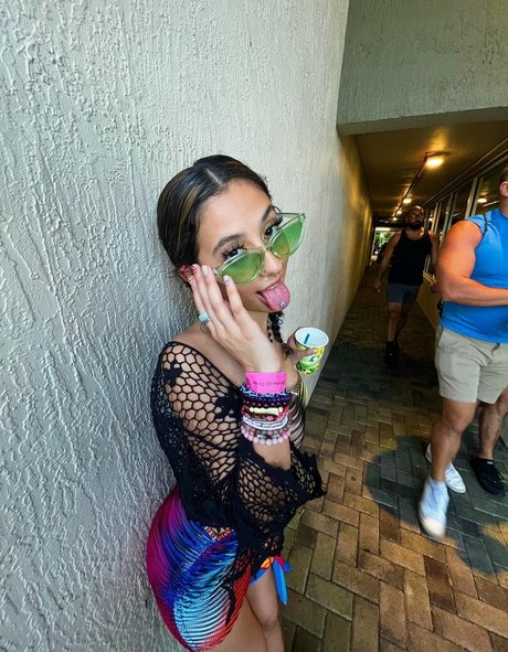 オタクプリンセスオンリーファンズ 無料セックス 写真