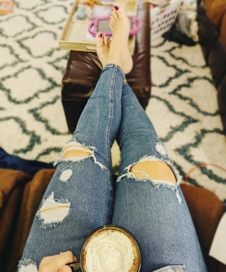 タトゥーオンリーファン 無料ヌード 写真