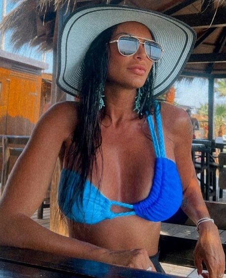 Ginia 900 セクシーなスター ギャラリー