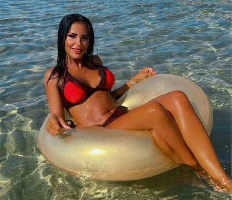 ぽっちゃり熟女オンリーファンズ エロ 写真