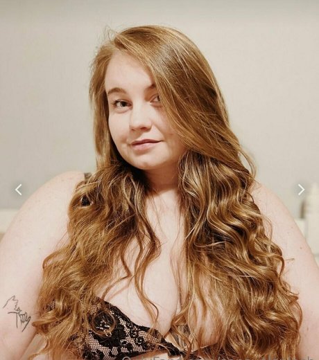 かわいいアナルオンリーファンズ 無料セックス 写真