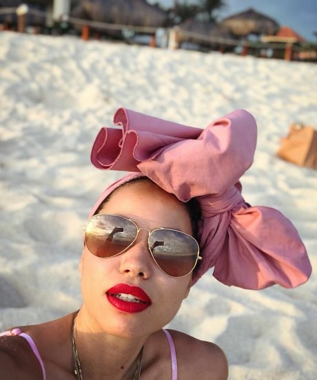 足の動画 オンリーファンズ セックス 画像