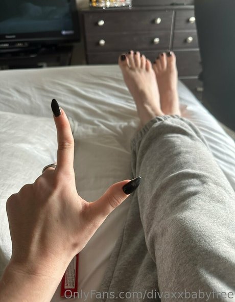 divaxxbabyfree ポルノスター 高品質 画像