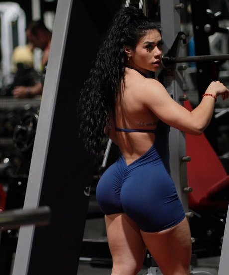 Alianyia Palmar エロティックモデル ギャラリー