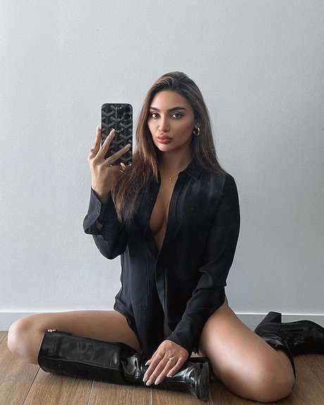 simmykk ポルノスター ホット ギャラリー