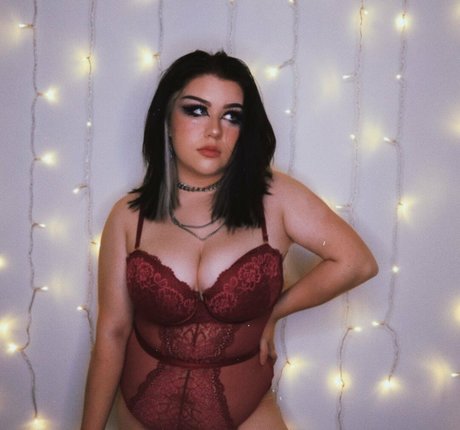 かわいいレディボーイオンリーファンズ ポルノ 画像