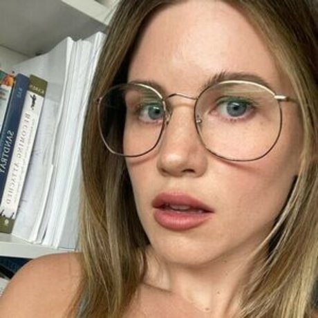 アラブ人妻オンリーファンズ ポルノ ギャラリー