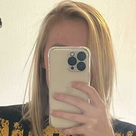 大きなプッシー唇オンリーファンズ xxx 画像