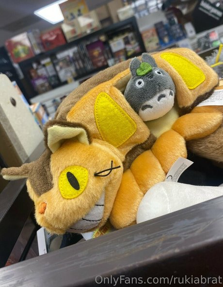 rukiabrat ヌードのポルノスター 写真