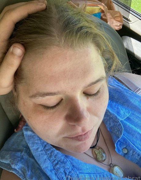 巨尻オンリーファン ポルノ ギャラリー