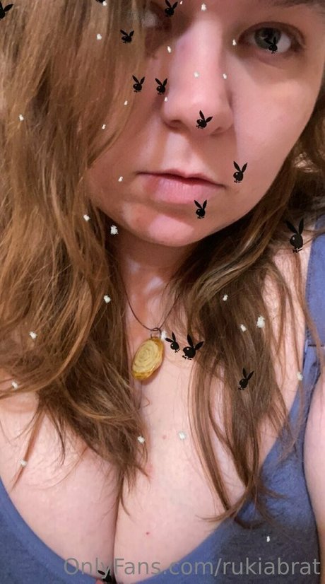 ワークアウト オンリーファンズ ヌード 写真