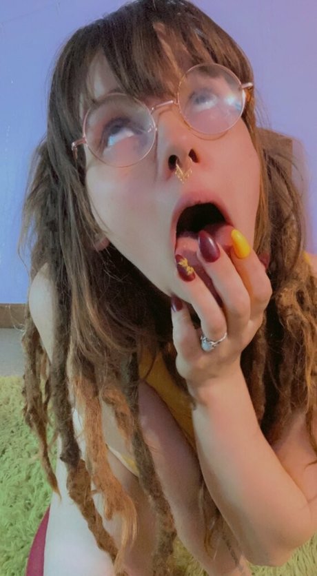 アジア人ボディビルダー オンリーファンズ HD ギャラリー