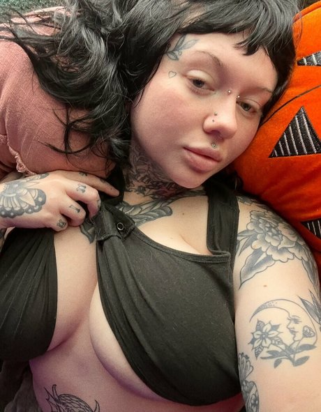 lavenderkenopsi ポルノ女優 写真