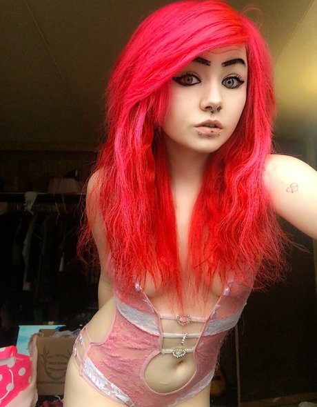 足 マンコ オンリーファンズ エロ 写真