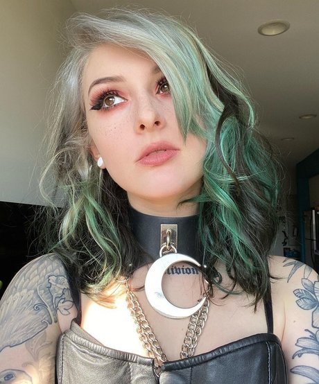 Mothica スター ヌード 画像