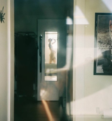 Mothica 裸のモデル アーカイブ